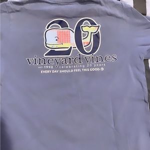 Boys vineyard vines size large t-shirt